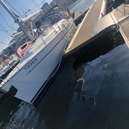 Bavaria 38