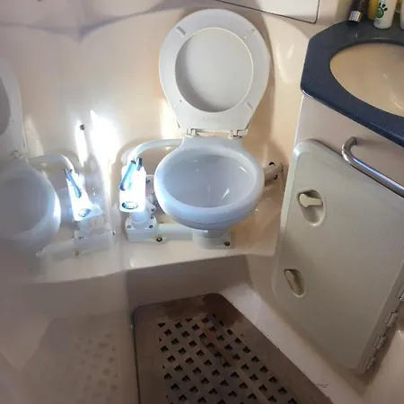Botel Bavaria 38